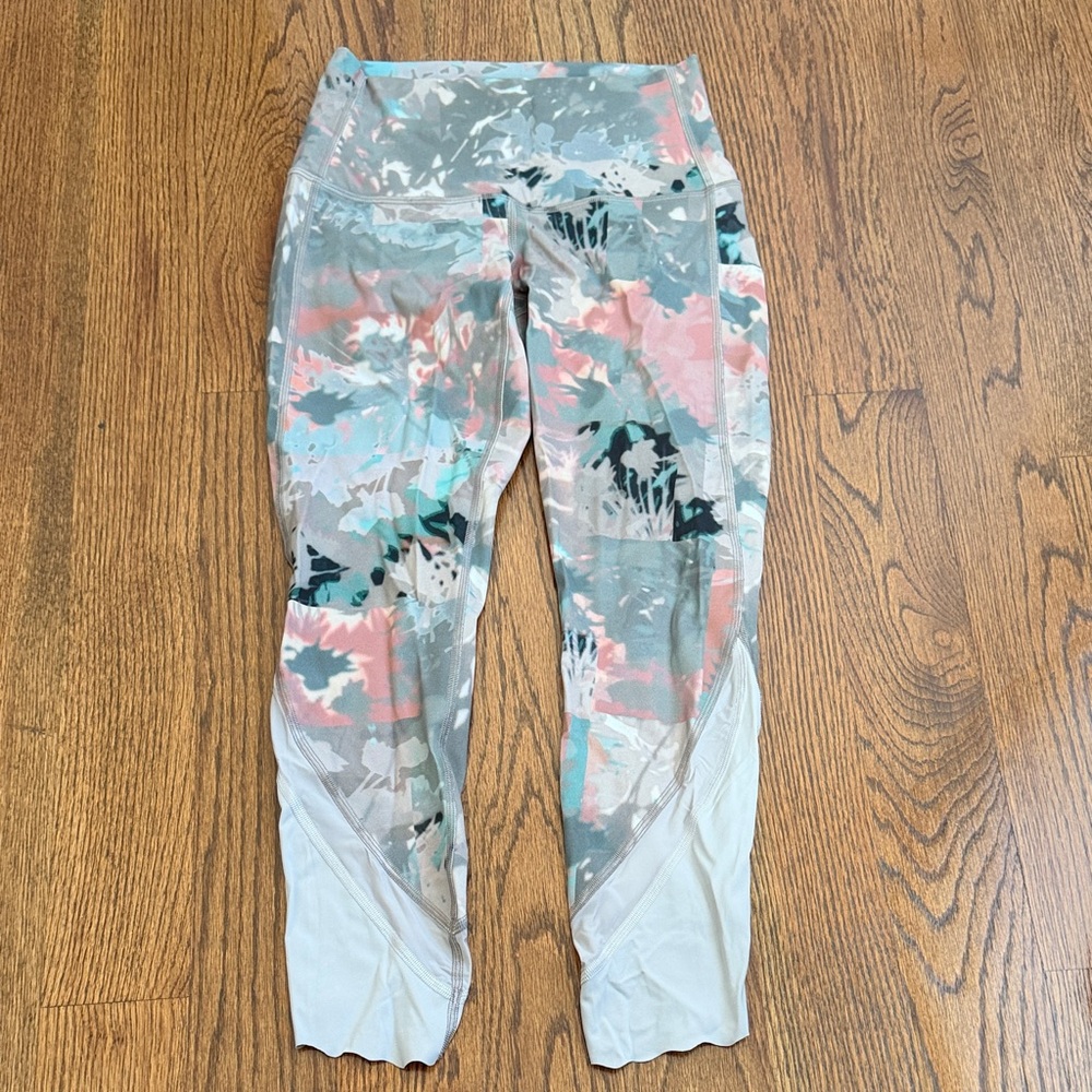 Lululemon wunder under cropped scalloped leggings
